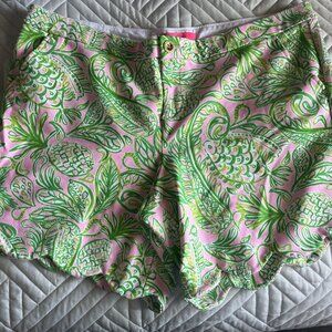 Lilly Pulitzer Darci Knit Scalloped Shorts Mandevilla Pineapple Sz 16 Resort EUC